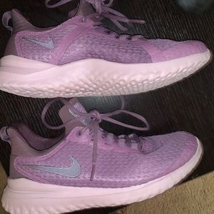 Nike Renew stunning Shoes